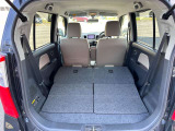シートを倒すと更に広々!大きなお荷物も出し入れ楽々です☆