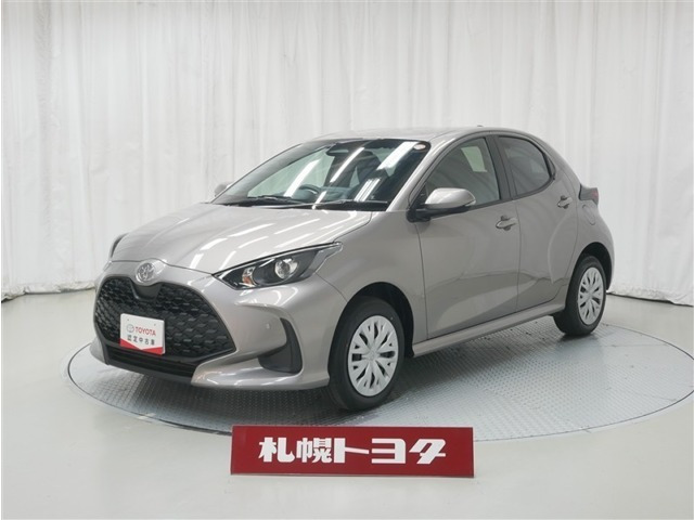 ヤリス 1.5 ハイブリッド G E-Four 4WD 