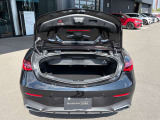トランクルームは日常の荷物を収められる実用空間。カブリオレの使い勝手を写真からご確認いただけます。