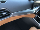 車両の詳細、ご質問につきましては、営業スタッフまでお気軽にご連絡下さいませ。遠方のお客様には実車の詳細動画送信も承ります。お問合せをお待ち致しております。
