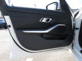 月々のお支払いを抑えやすい残価設定ローンもご用意。無理のないプランでBMW・MINIをご購入いただけます。