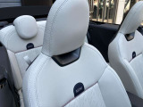 2ゾーンオートエアコンは、運転席/助手席それぞれ別々に温度設定出来ます