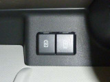USB差し込み口で充電しながらドライブ楽しめます♪
