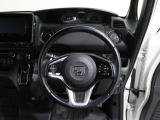運転しやすいハンドルです。