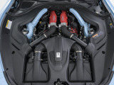 搭載された3.9L・V8ツインターボエンジンは620馬力(カタログ値)を発揮します。