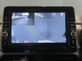 前方の映像だけでなく、車内から後方の映像もばっちり記録します