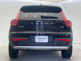 購入後は全国のVOLVO正規ディーラーにてアフターサービスをお受けいただけます。定期点検サービス、延長保証などの有料サービスも手厚くご用意しておりますので、ご不安事はお気軽にご相談下さい。