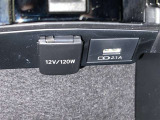 シガーソケット用の充電器が使用可能です!