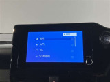 いまや必須装備「ナビゲーション」搭載!知らない場所に、スイスイッとドライブ。なんて便利な機能でしょうか?もう、これなしではハンドルを握れませんね!でも、運転中の操作は危険ですのでご注意ですね♪