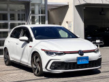 アフターサービスは全国のVolkswagen正規ディーラーで対応。遠方のお客様も安心してご購入いただけるよう、丁寧にサポートいたします。