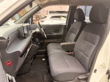 日産の中古車橿原東店は豊富な在庫が自慢!新車ディーラーならではの高品質な試乗車アップや未使用車、人気の日産車から他社まで幅広く網羅。全国販売やオンライン商談にも対応し、初めての方も安心です!