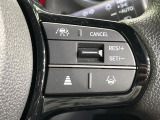 【アダプティブクルーズコントロール】高速道路での長距離走行が楽に!!自動で速度を保つクルーズコントロールが、衝突軽減システムと連携し、前方の車両を感知して車間を保つように速度調節してくれます!!