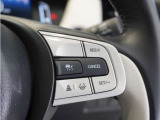 ◆アダプティブクルーズコントロール◆予め設定した車速内でクルマが自動的に加減速。前走車との適切な車間距離を維持しながら追従走行します。【LKAS】車線維持支援システムでステアリング操作を支援。