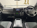 見通しのよいすっきりとした視界で、誰でも運転しやすいです。運転のしやすさは疲れにくさにも繋がりますよ♪