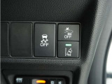 ◆VSA◆横滑り防止装置が装備されています。コーナーリング時の横すべりを抑える機能と、車両の急激な挙動変化を抑える機能で、安定した走行を実現しています。運転に安心とゆとりが出来ます。