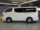 エンジンルーム、室内、クリーニング済みです。厳選したお車を屋内展示場にて展示中☆車両品質には自信がございます!ぜひ一度ご来店ください!!