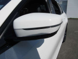 BMW・MINI認定中古車には2年間または1年間の無料保証を付帯。ご購入後も安心して、BMWならではの走りをお楽しみいただけます。