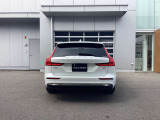 乗る人の安全を、最優先に考えて造られたボルボ車。あらゆる所に、安全のための工夫が施されています。そのため、実際に運転する際には、車に守られているという安心感があります。