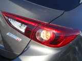 自社整備工場完備!保証整備から車検・点検などおクルマのメンテナンスは私達にお任せください。