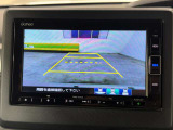 バックカメラの画像です。車庫入れの安心感がアップしますね☆