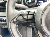 ステアリングスイッチ装備!運転しながら手元でオーディオの操作などができます。