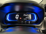 【メーターパネル】シンプルなデザインのメーターパネルは視認性が良く、必要な情報を運転手に分かりやすく伝えてくれます♪