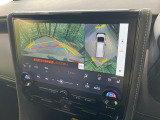 【パノラミックビューモニター】専用のカメラにより、上から見下ろしたような視点で360度クルマの周囲を確認することができます☆死角部分も確認しやすく、狭い場所での切り返しや駐車もスムーズに行えます。
