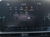 コネクトナビ:Bluetooth再生機能付なので、好きな音楽を聴きながら楽しいドライブガ可能です♪またフルセグTVチュ-ナ-内蔵ですので高画質にてTVの視聴も可能です!