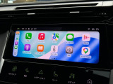 AppleCarPlay等に加え10インチのタッチスクリーンでは、コネクテッド機能を持つインフォテインメントシステムを搭載しております。
