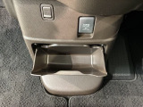 自社商品化センターにて内外装のクリーニングを実施しております!