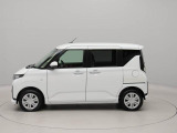 こちら側にもドリンクホルダーあります。