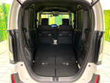 普段のお買い物や通勤、送迎等に十分な荷室スペースを確保しております。セカンドシートを倒すと、大きな荷物の積載も可能です♪