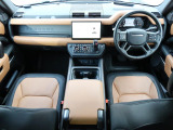 ディフェンダー 110 X ダイナミック HSE 3.0L D300 ディーゼル 4WD 