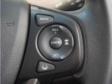 ◆アダプティブクルーズコントロール◆予め設定した車速内でクルマが自動的に加減速。前走車との適切な車間距離を維持しながら追従走行します。【LKAS】車線維持支援システムでステアリング操作を支援。