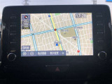 「SDメモリーナビゲーション」付き。 これで道に迷う心配はありません。 住所検索、電話番号検索など、簡単操作です。