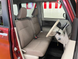 運転席広々