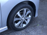 Gパッケージグレードは15インチホイール装着。タイやサイズは165/55R15の軽自動車インチアップサイズ