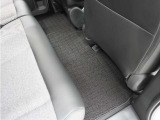 Honda認定中古車に新品の純正フロアマットを装着しました。気分よくドライブをお楽しみいただけます♪