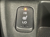 【シートヒーター】寒い日に重宝するシートヒーター!エアコンより早く温まってくれるので寒がりの人も安心ですね♪エアコンの温風は乾燥するから苦手、という方にもをおすすめです。