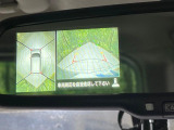 【アラウンドビューモニター】専用のカメラにより、上から見下ろしたような視点で360度クルマの周囲を確認することができます☆死角部分も確認しやすく、狭い場所での切り返しや駐車もスムーズに行えます。