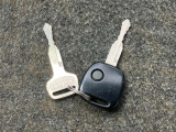 【キーレス】離れた場所から鍵を閉めたか忘れてしまった!そんな時もリモコンボタンを押すだけで施錠できます!