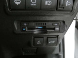 ETC車載器付きです。高速道路の料金所もスムーズに通過できます。※セットアップ費用は別途必要です。