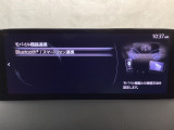 Bluetoothに接続することで、スマートフォンに入っている音楽アプリを車内で楽しめたり、通話が出来ます♪