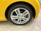 自動車保険もおまかせ下さい!保険資格をもったスタッフがお客様のニーズにあったプランをご提案させていただきます。