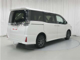 ヴォクシー 2.0 ZS 煌III 4WD 