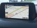 【ナビゲーション】目的地までしっかり案内してくれる使いやすいナビ。Bluetooth接続すればお持ちのスマホやMP3プレイヤーの音楽を再生可能!毎日の運転がさらに楽しくなります!!