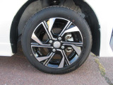 右前 14インチアルミホイール タイヤサイズは、155/65R14