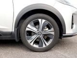 右フロント205/55R17タイヤ&純正アルミホイール!