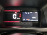 【メーター】オシャレで見やすいディスプレイです!スピードの出しすぎには注意して安全運転でお願いしますね!