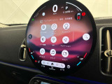 ★MINIには6個のエアバッグを標準装備。運転席/助手席エアバッグ、サイド・エアバッグ、ヘッド・エアバッグ。